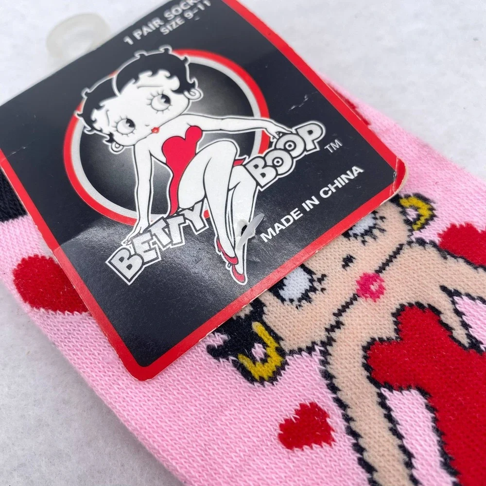 Betty Boop Pink Crew Socks Cartoon Hearts Novelty Unisex Size 9-11 New
